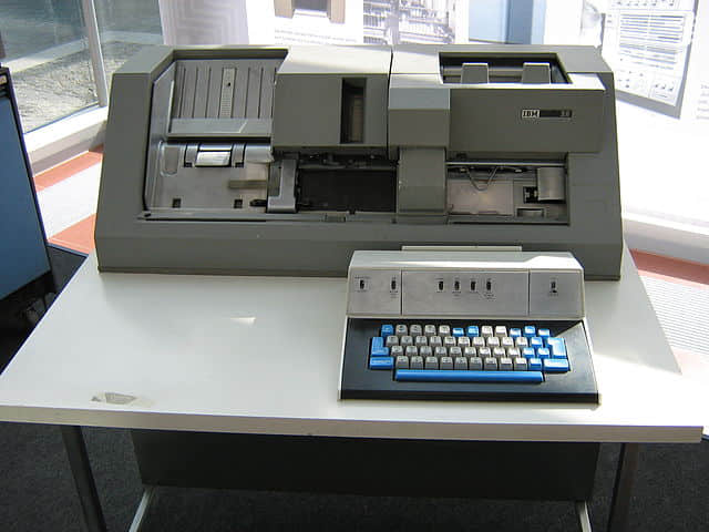 IBM 029 型打孔机