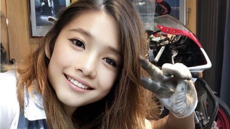 硬核观察 | 50 岁大叔用 FaceApp 冒充“超人气美少女骑手”，揭穿后却得到了更多支持